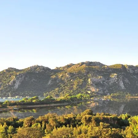 Ξενοδοχείο με διαμερίσματα Castell'verde 3*