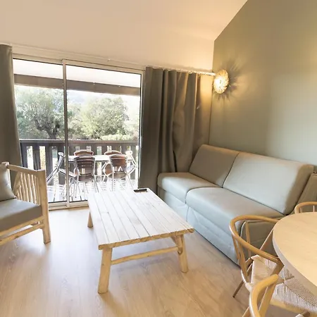 Ξενοδοχείο με διαμερίσματα Castell'verde