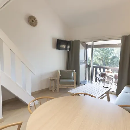 Castell'verde Lägenhetshotell 3*