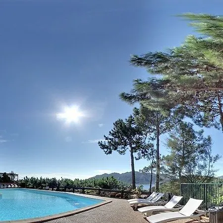 Castell'verde Apartmanhotel 3*