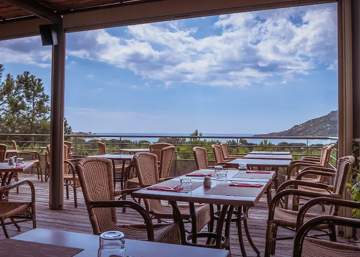 Ξενοδοχείο με διαμερίσματα Castell'verde 3*