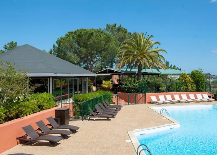 Castell'verde Apartmanhotel 3*