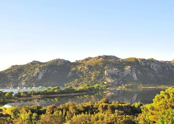 Ξενοδοχείο με διαμερίσματα Castell'verde 3*