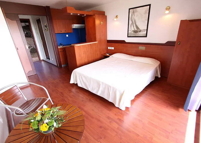 Apartmanhotel Castell'verde 3*